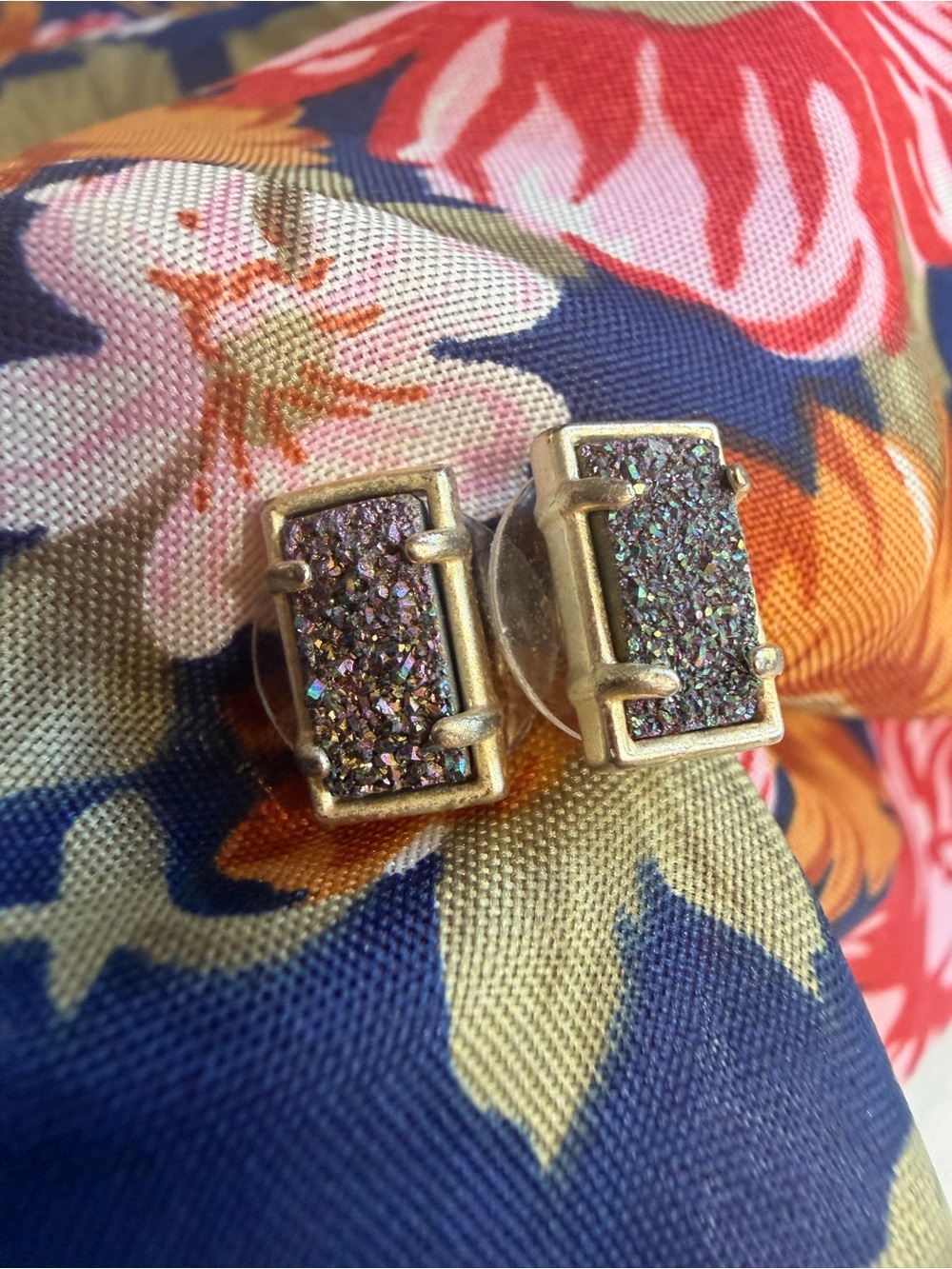 Kendra Scott Paola Rectangular Druzy Stud Earrings in Gold / Rainbow Drusy